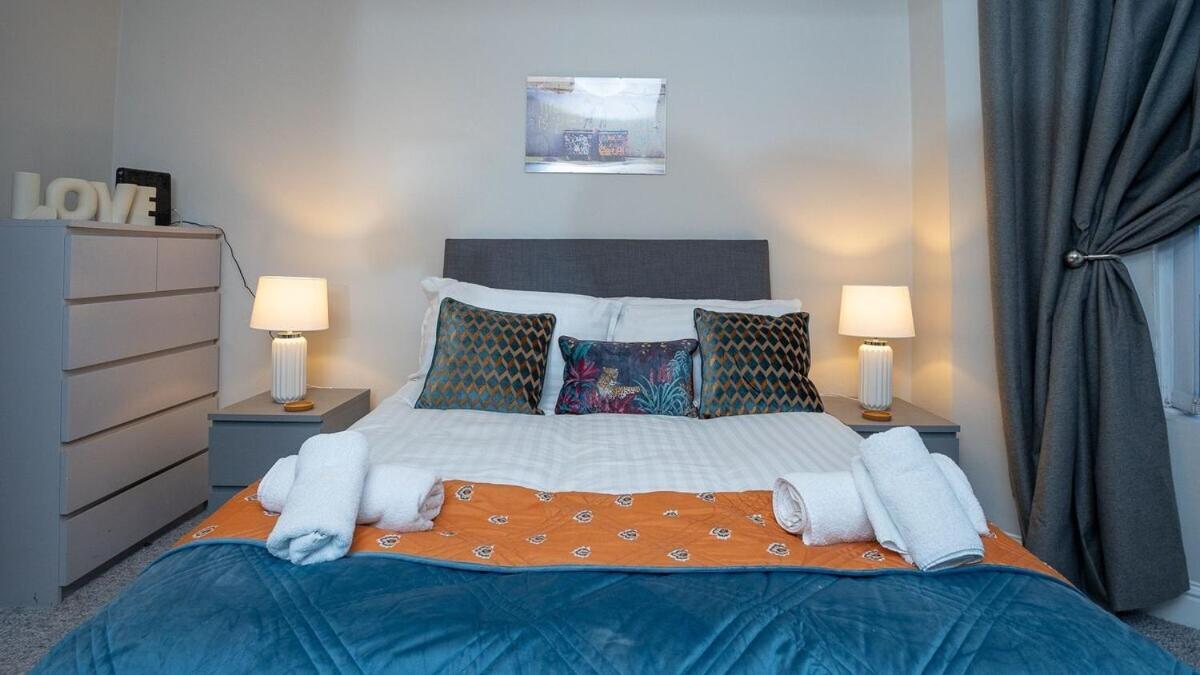 1 Bdr Apartment At Queens Uni By Belfast City Breaks Room photo